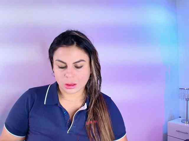Lia-adams webcam