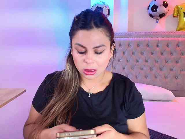 Lia-adams webcam
