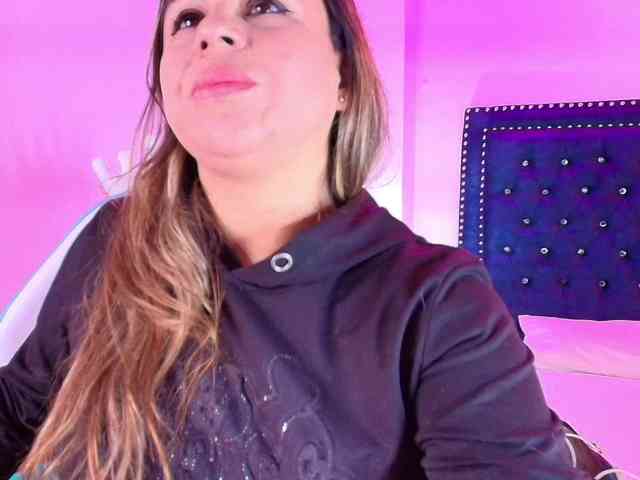 Lia-adams webcam