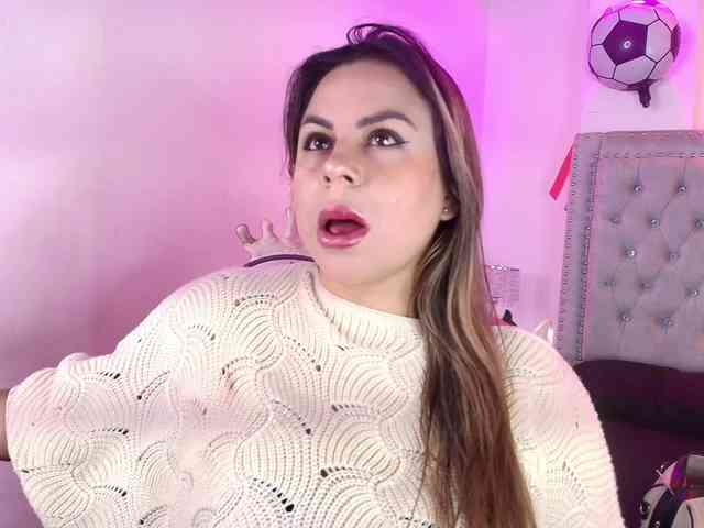 Lia-adams webcam