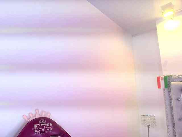 Lia-adams webcam