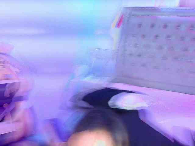 Lia-adams webcam