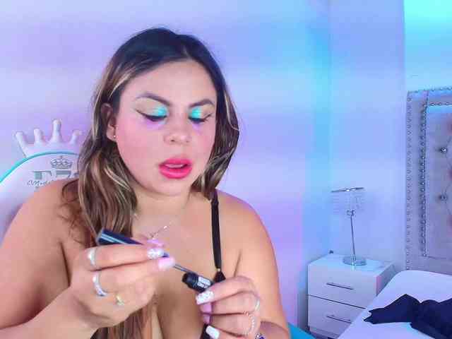 Lia-adams webcam
