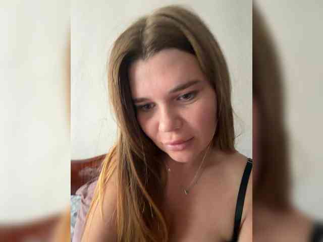 Ella12-