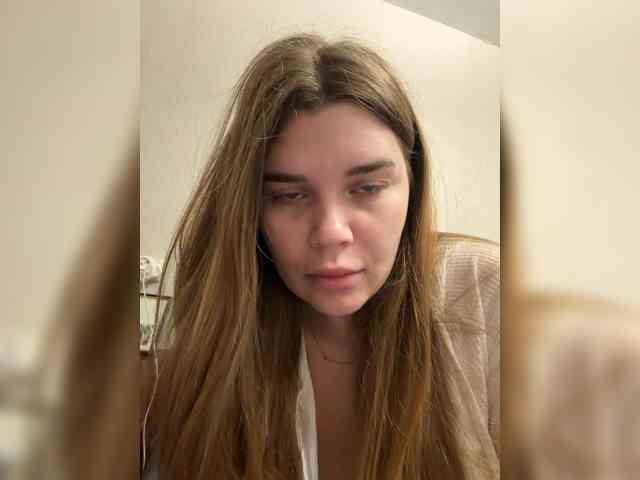 Ella12-