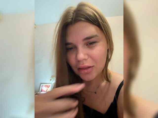 Ella12- Live Webcam on BongaCams