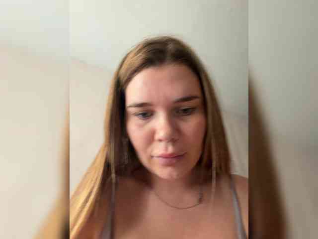 Ella12- webcam
