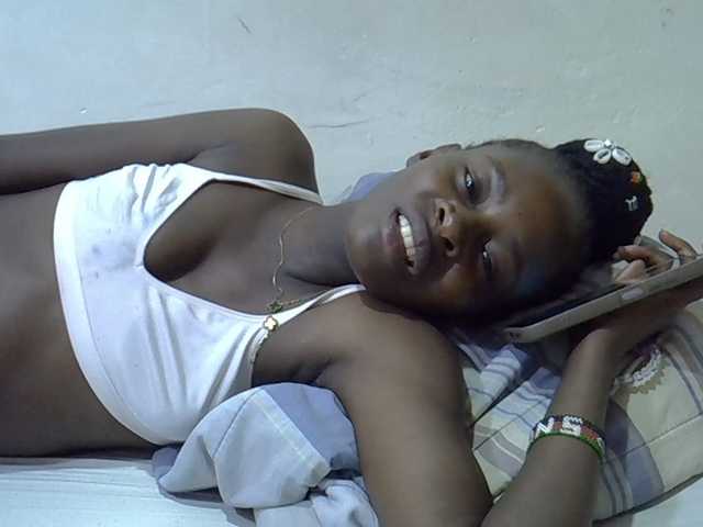 Sweetpussie live webcam show