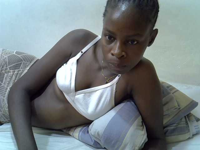 Sweetpussie live webcam show