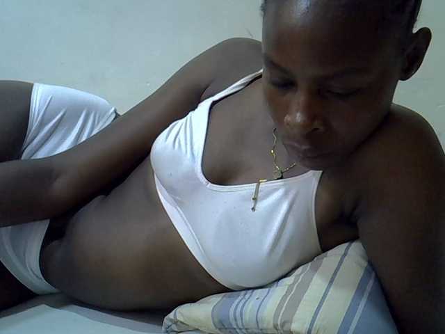 Sweetpussie live webcam show