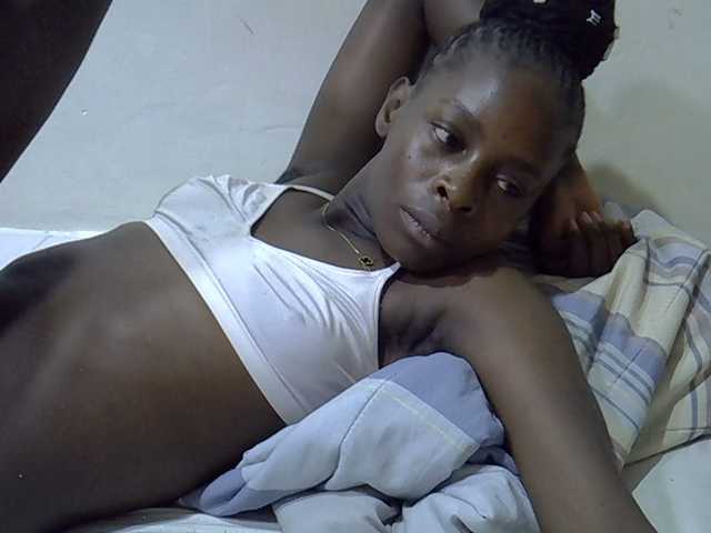 Sweetpussie live webcam show