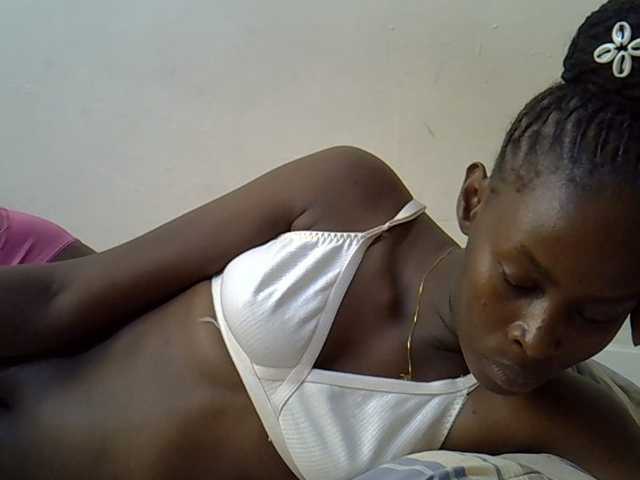 Sweetpussie live webcam show