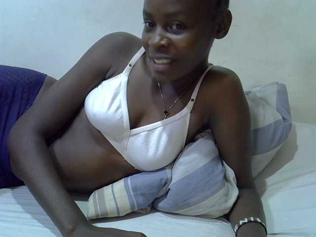 Sweetpussie live webcam show