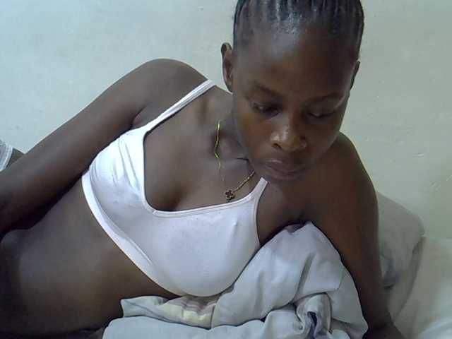 Sweetpussie live webcam show