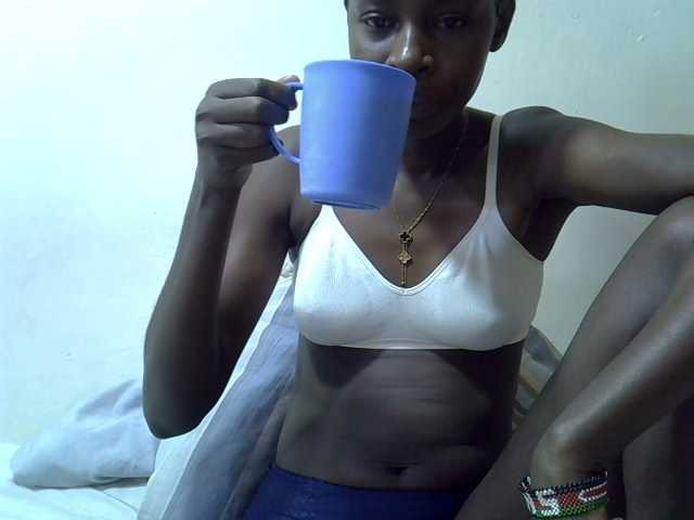 Sweetpussie live cam on BongaCams