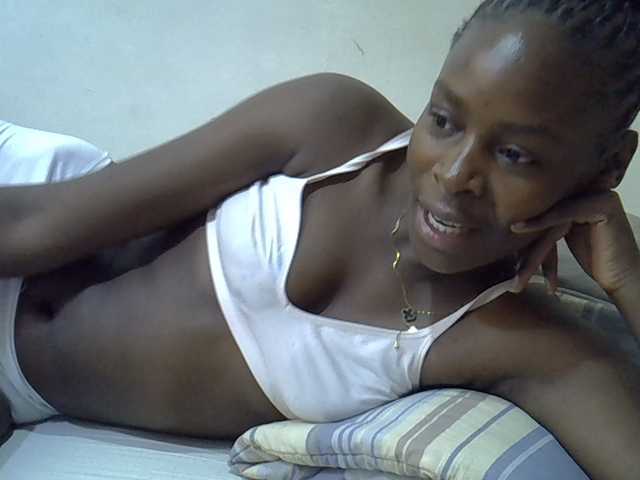 Sweetpussie live webcam show