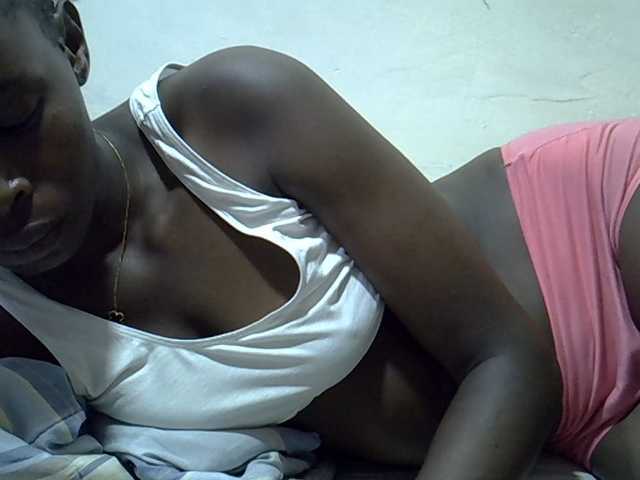 Sweetpussie Live Cam on BongaCams