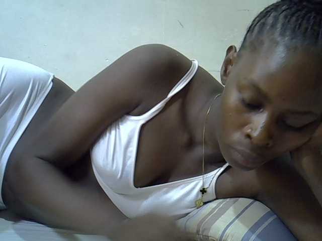 Sweetpussie live webcam show