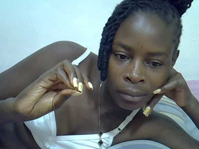 Sweetpussie's BongaCams show and profile