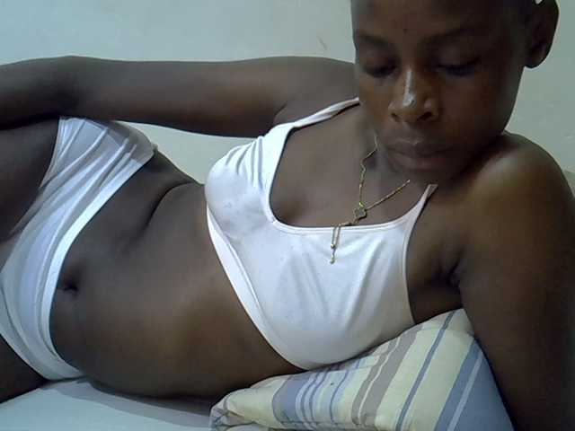 Sweetpussie live webcam show