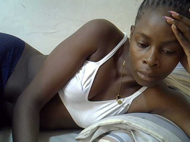 Sweetpussie live cam on BongaCams