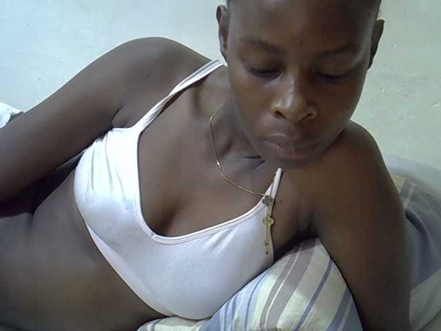 Sweetpussie live webcam show