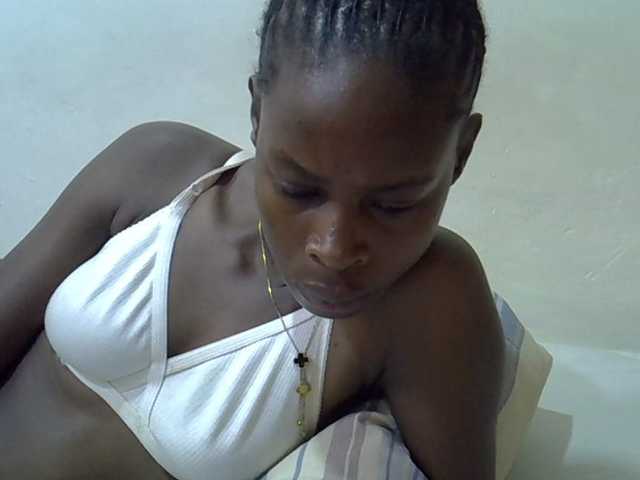 Sweetpussie live webcam show