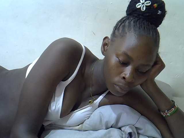 Sweetpussie live webcam show