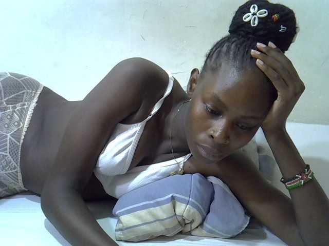Sweetpussie live webcam show