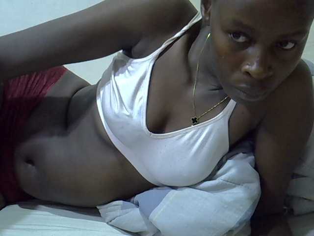 Sweetpussie live webcam show
