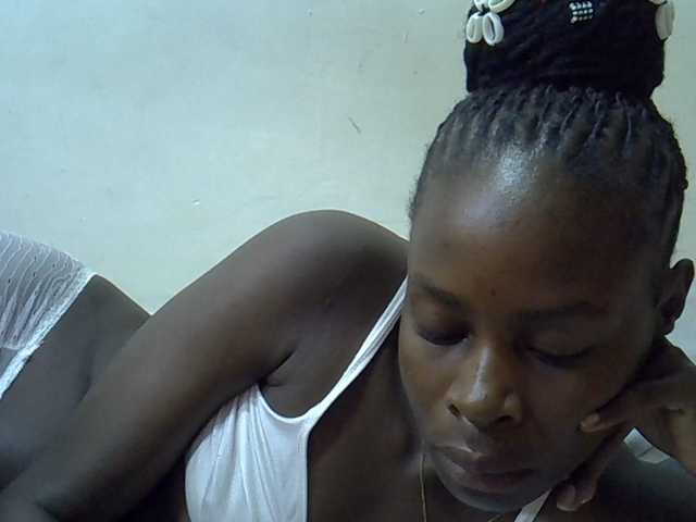 Sweetpussie live webcam show