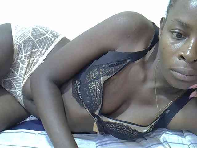 Sweetpussie Live Webcam on BongaCams