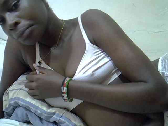 Sweetpussie's cam show statistics and live stream