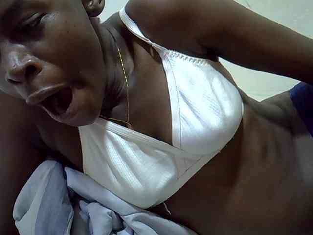 Sweetpussie webcam