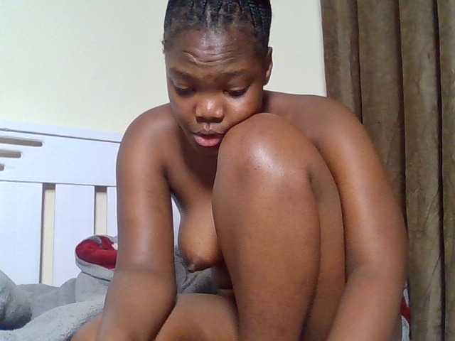 Sexyicey live cam on BongaCams