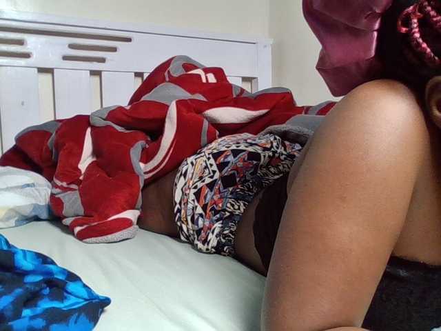 Sexyicey live on BongaCams