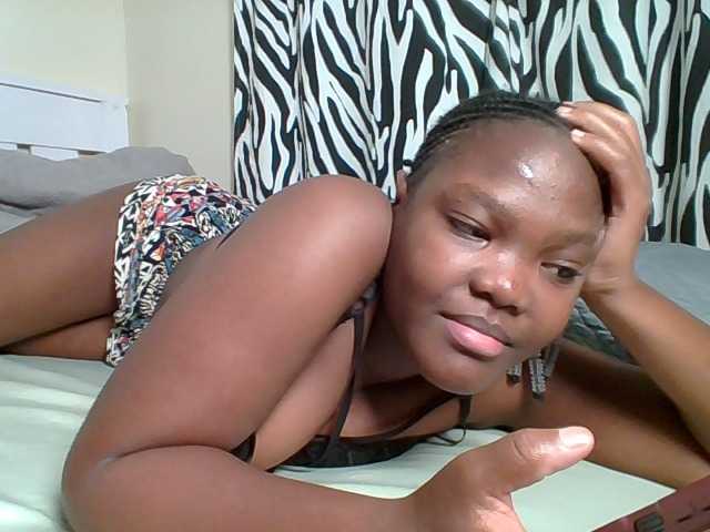 Sexyicey live cam