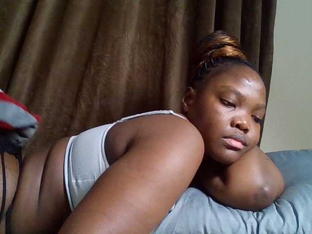 Sexyicey live cam