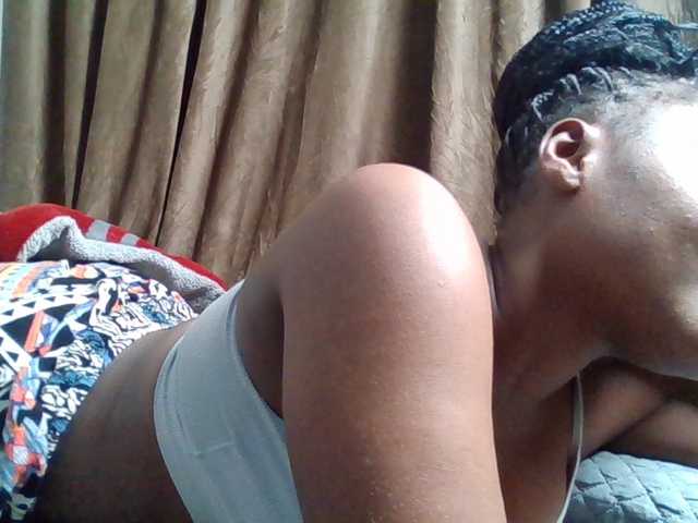 Sexyicey live cam on BongaCams