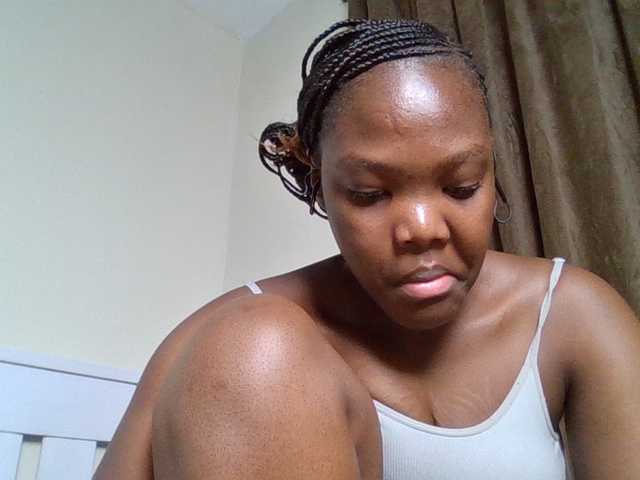 Sexyicey live cam on BongaCams