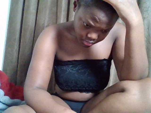 Sexyicey live cam on BongaCams