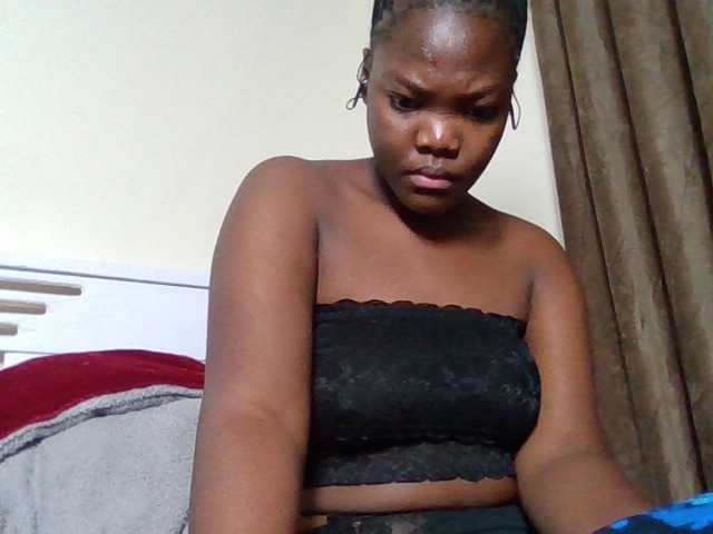 Sexyicey live cam on BongaCams