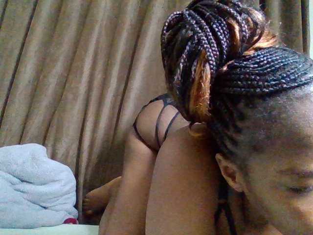 Sexyicey live cam on BongaCams