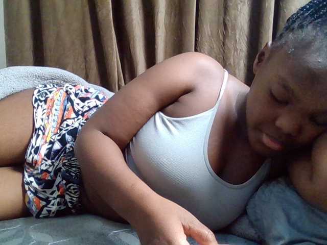 Sexyicey Live Cam on BongaCams