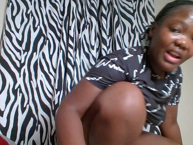 Sexyicey live cam on BongaCams