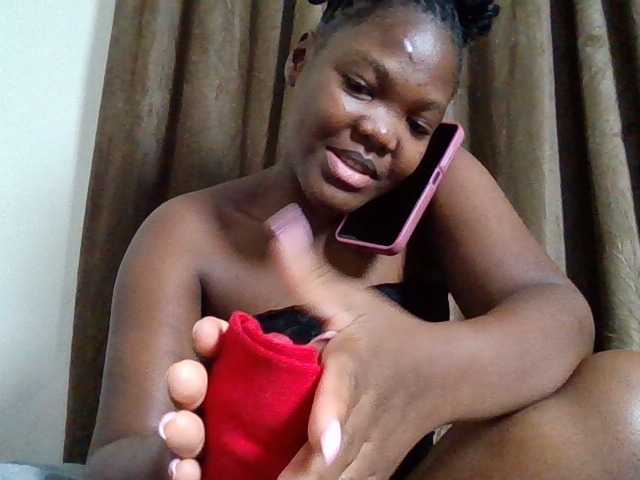 Sexyicey live cam on BongaCams