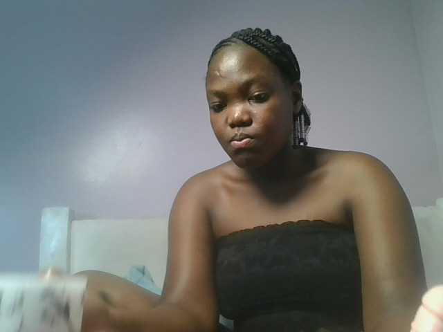 Sexyicey live cam on BongaCams