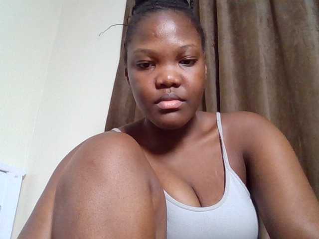 Sexyicey live cam on BongaCams