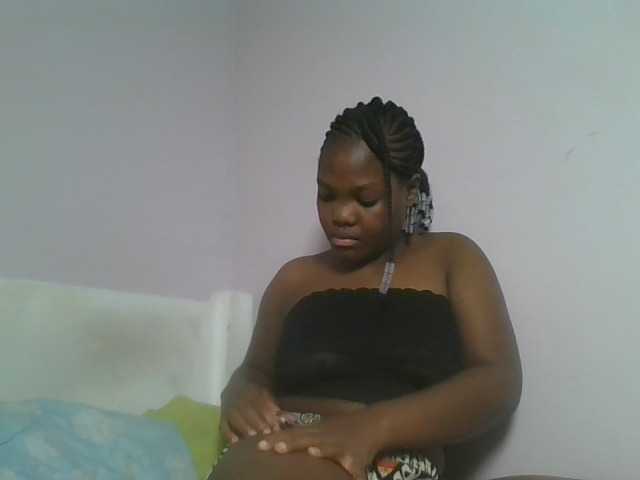 Sexyicey live cam on BongaCams