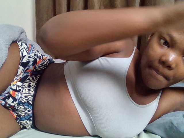 Sexyicey Live Cam on BongaCams